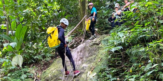 Canyoning Descente en rappel Rivière Mitan Morne-Vert Martinique