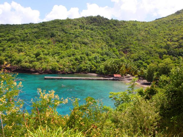 Plage de l'Anse Noire Ponton Sable noire Les Anses-d'Arlets Martinique