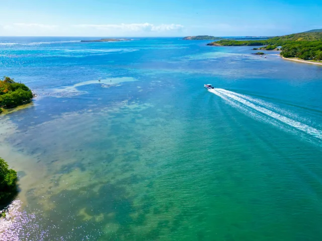 Bebeche Bay ilet Chevalier Sainte-Anne Martinique