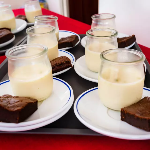 Dessert White eat coconut Chocolate fondant Catamaran Kokoumdo Three Islands Martinique