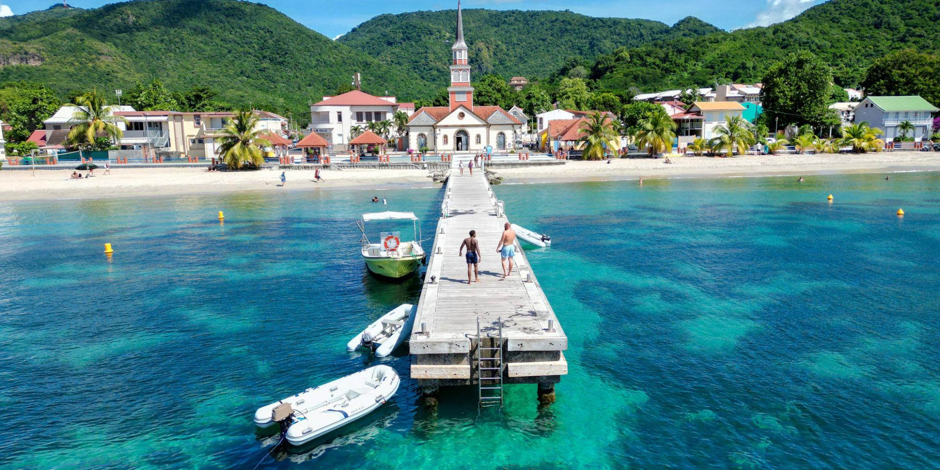 Anses d'Arlet Church Pontoon Martinique