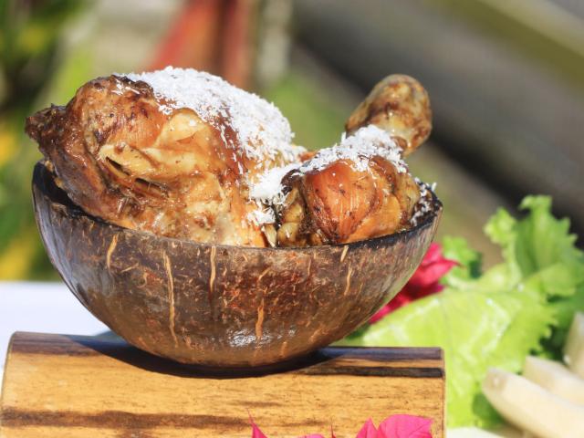 Poulet au coco restaurant Le Bambou Morne-Rouge Martinique