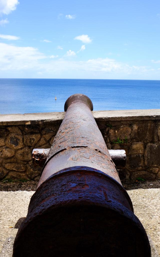 canon-saintpierre-martinique