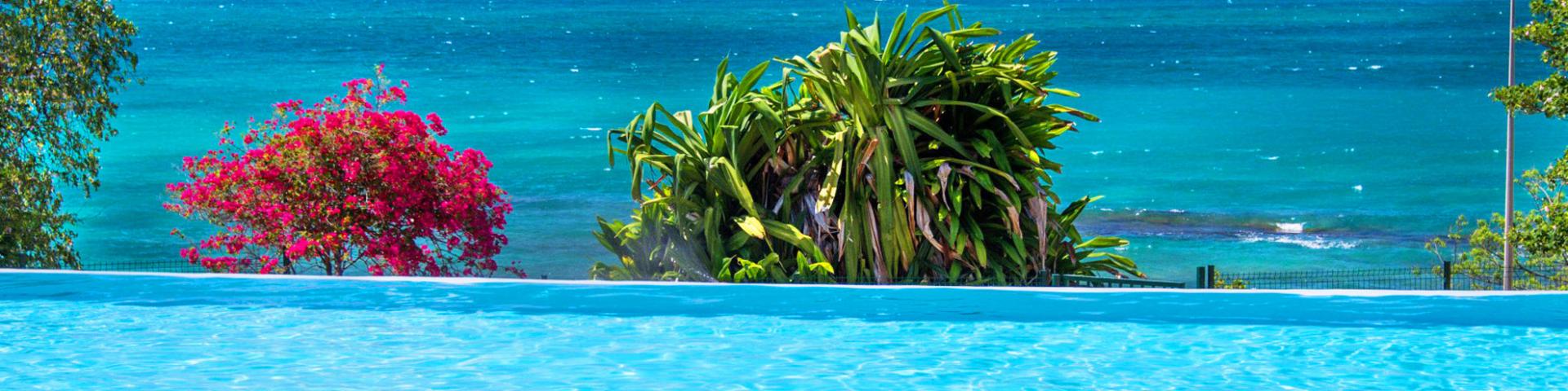 pool-hotel-karibea-sainteluce-martinique