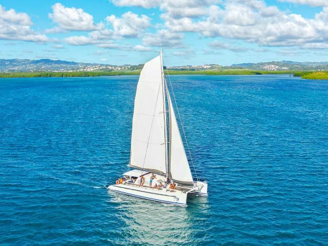 Catamaran Blue Dream Trois-îlets Martinique