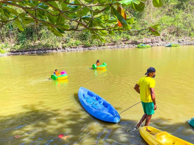 kayak and paddleboard-water games-parkadon-arboric-landscape-martinique