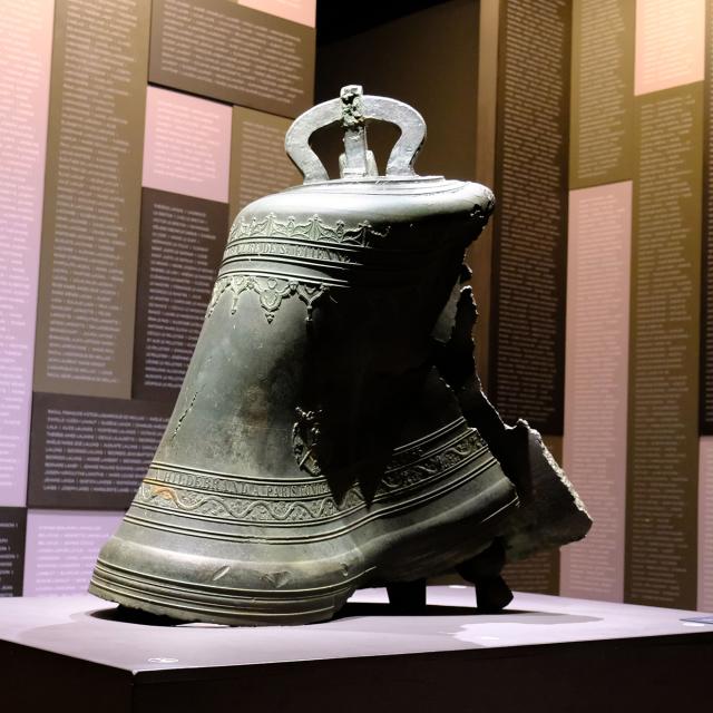 Cloche Memorialdelacastrophede1902 Museefranckaperret Saint Pierre Martinique