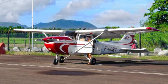 Avioncessna5 Acfaviation Lamentin Martinique