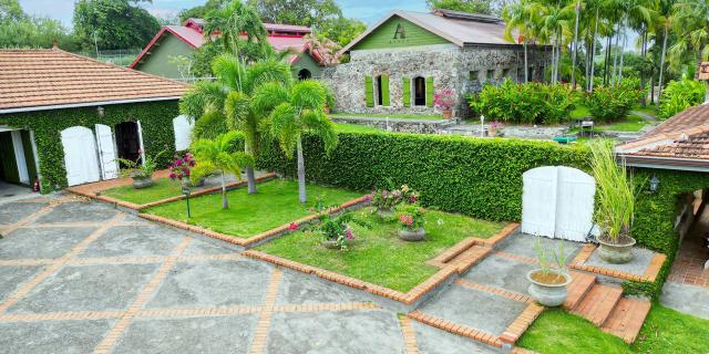 Habitation du Simon Distillerie A1710 Le François Martinique