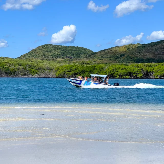 Bateau Bébêche Sainte-Anne Martinique