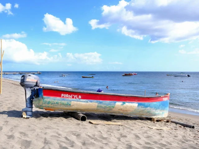 Yole Plage du Coin Carbet Martinique