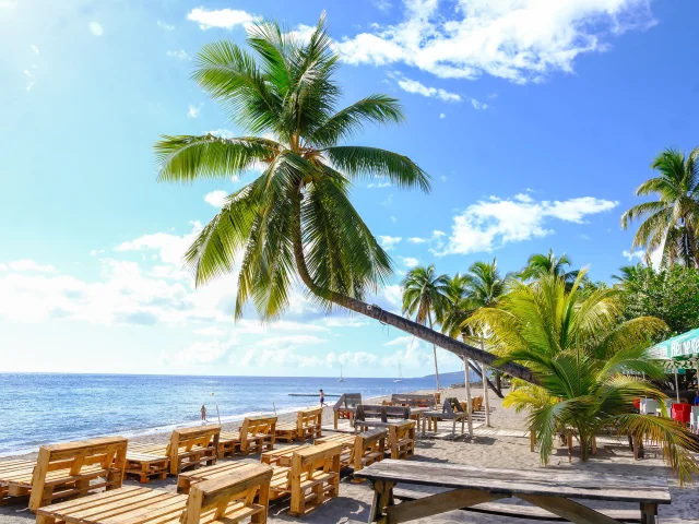 Plage du Coin nord Restaurant Beach Grill Carbet Martinique