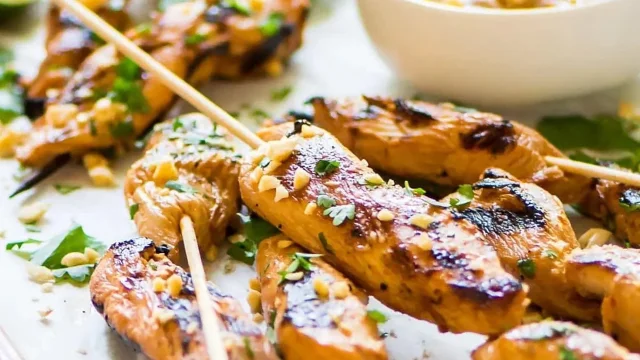 Brochettes De Poulet Satay