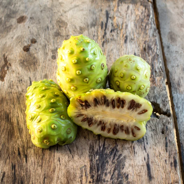 Noni Fruit Martinique