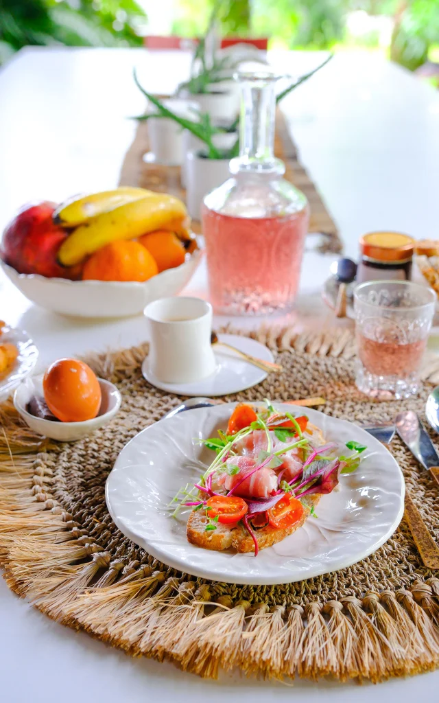 Petit déjeuner La Villa Baobab Rouge Ysnay Lamentin Martinique